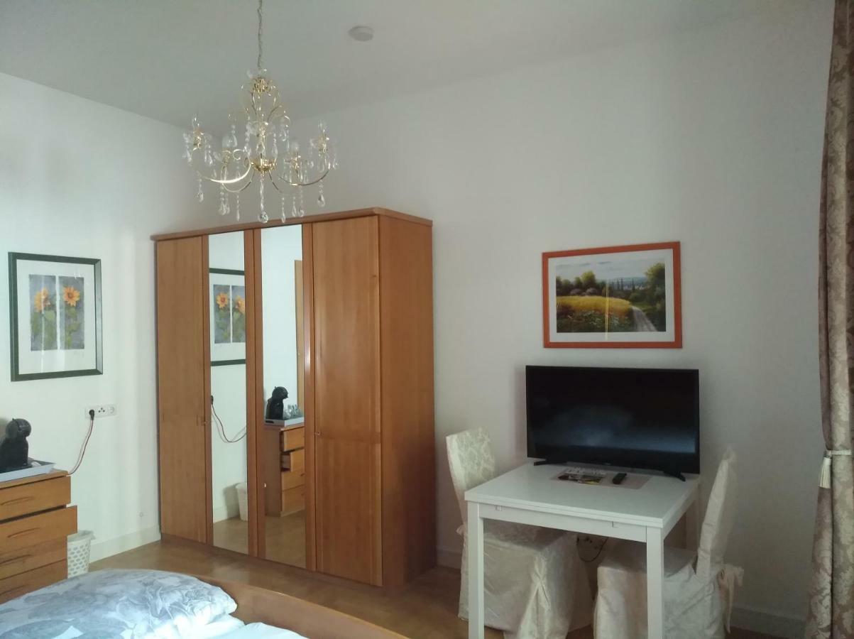 Gaestezimmer Bruehl Markt Sankt Florian Eksteriør bilde